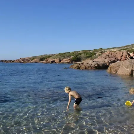 Elegante Am Meer, Komfortabel Eingerichtet, Klimaanlage Und Waschmaschine Apartment Valledoria (Sardinia)